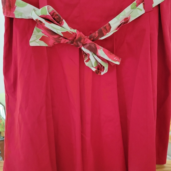 Apt 9 Red Skirt Size 10 - Picture 4 of 7